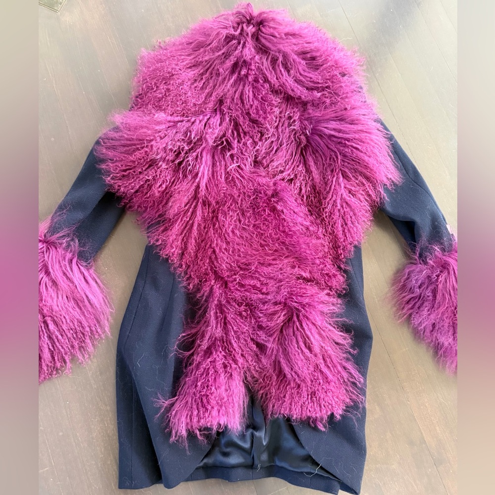 Vintage custom made no label blue coat with purple Mongolian fur trim - Picture 2 of 7